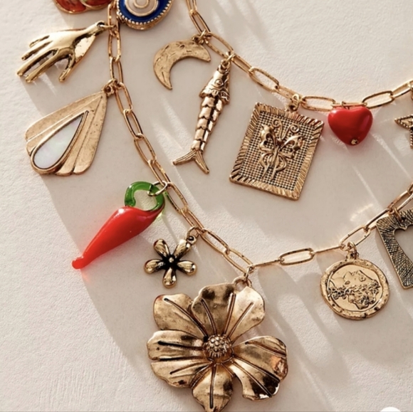 Free People Maxamillion Charm Necklace Flower Power - Picture 6 of 10